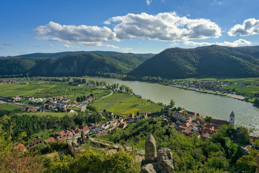 Bike Tours Hintergrundbild